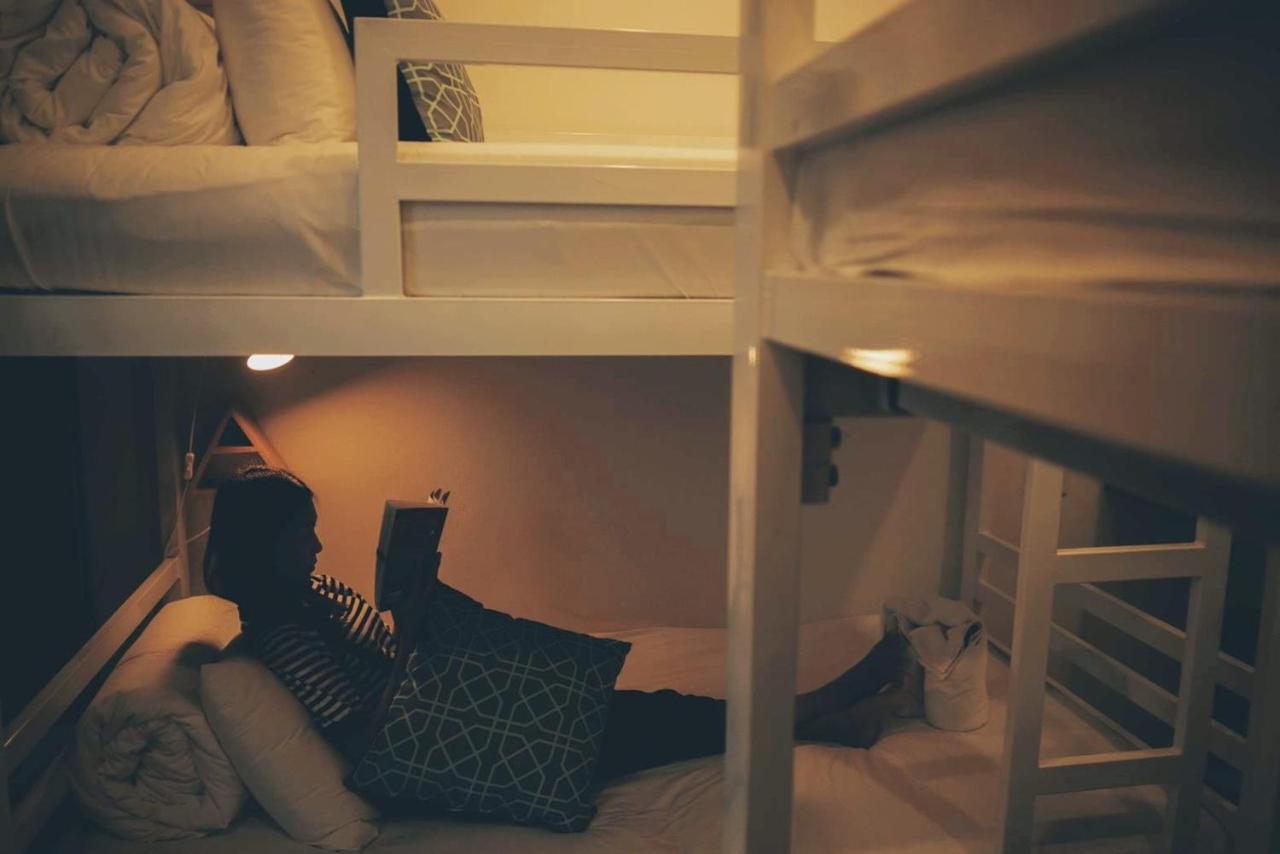 Morn-Ing Hostel Bangkok Luaran gambar