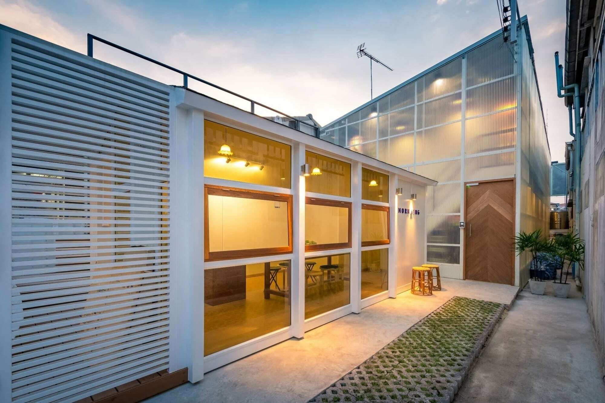 Morn-Ing Hostel Bangkok Luaran gambar